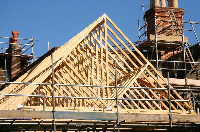Rénovation de toiture, quels matériaux choisir pour un résultat optimal