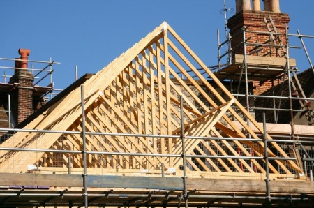Rénovation de toiture, quels matériaux choisir pour un résultat optimal